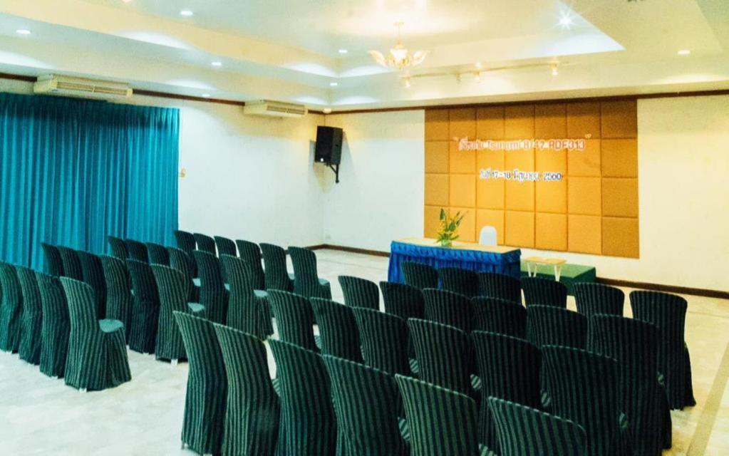 The Pine Resort Pathum Thani Ngoại thất bức ảnh