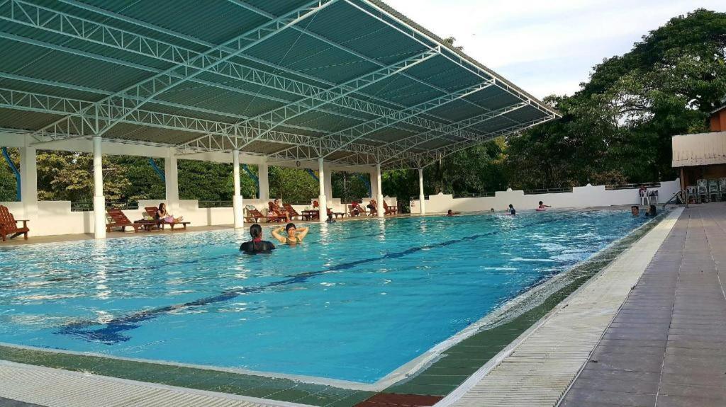The Pine Resort Pathum Thani Ngoại thất bức ảnh