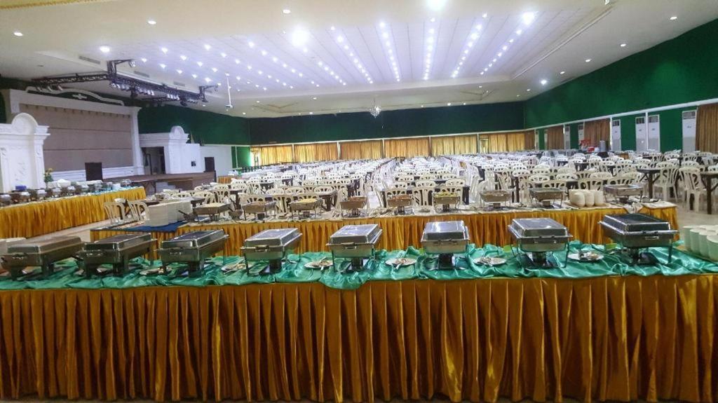 The Pine Resort Pathum Thani Ngoại thất bức ảnh