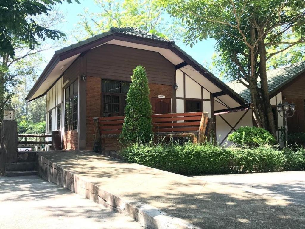 The Pine Resort Pathum Thani Ngoại thất bức ảnh