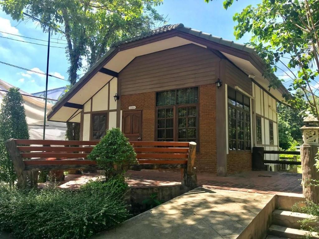 The Pine Resort Pathum Thani Ngoại thất bức ảnh